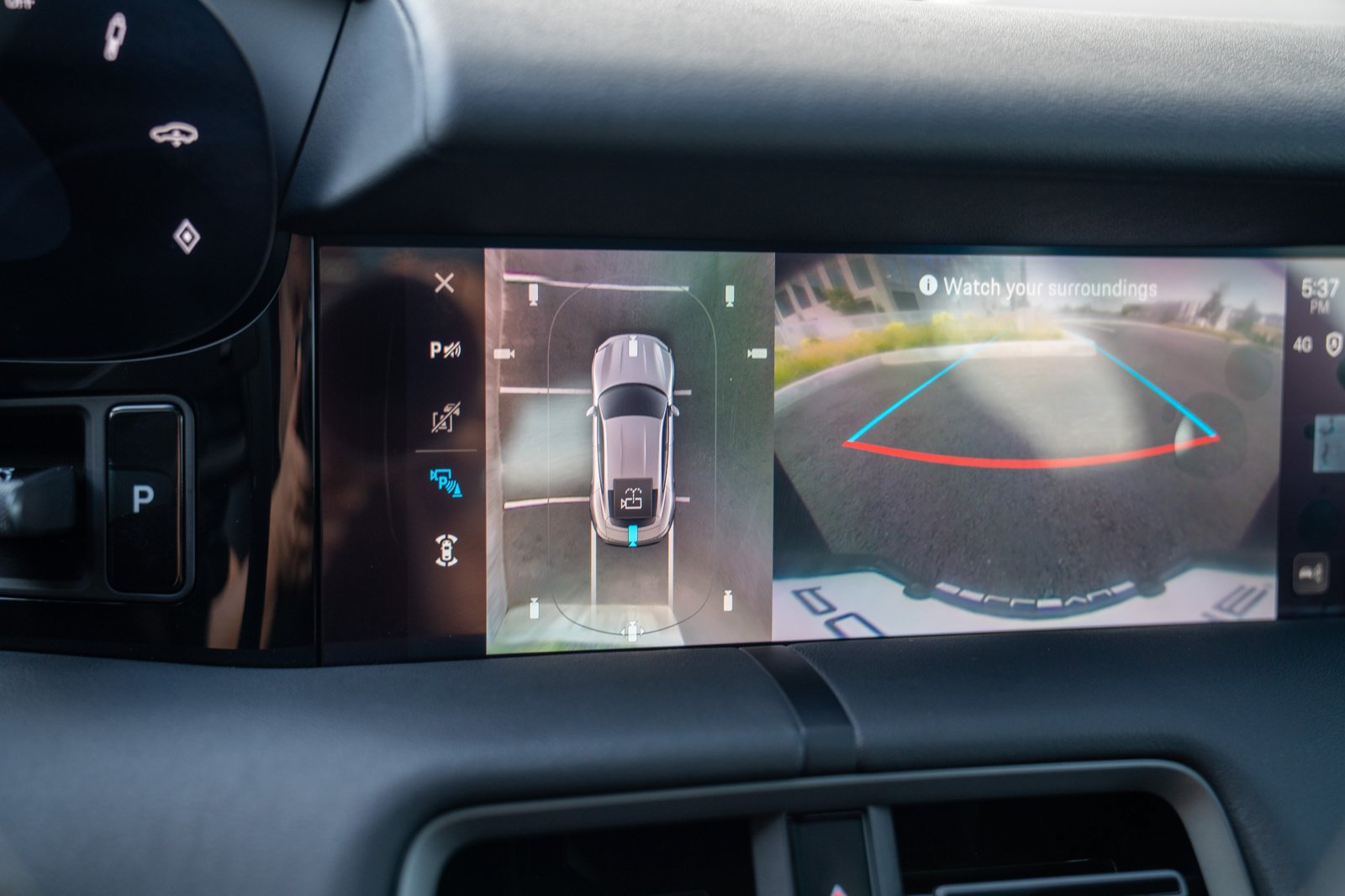 Certified 2025 Porsche Taycan AWD/4WD image 18