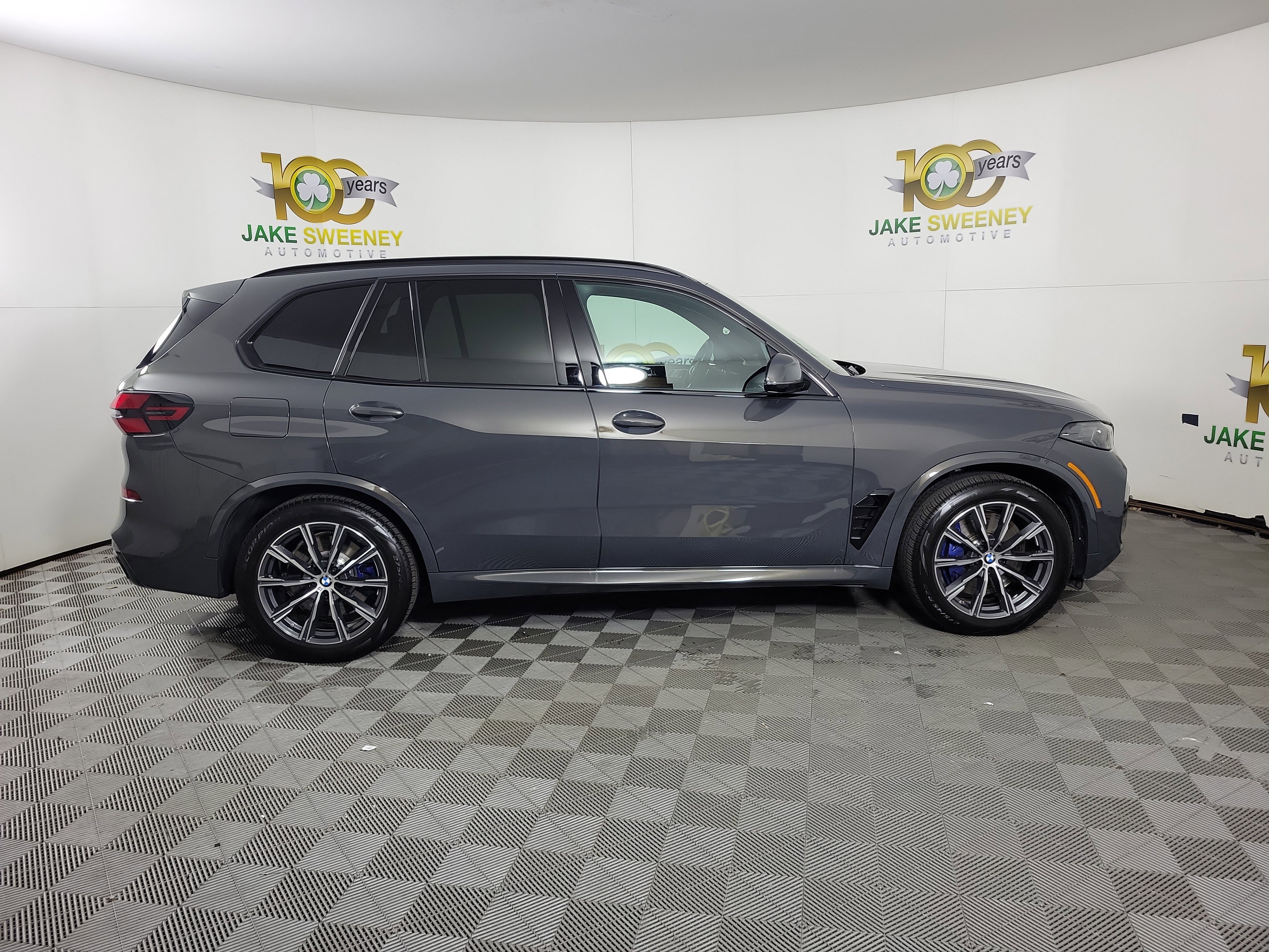 Certified 2026 BMW X5 xDrive50e w/ M Sport Package image 8