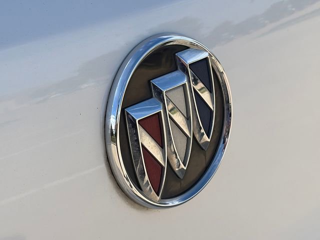 Used 2020 Buick Encore GX Essence image 12