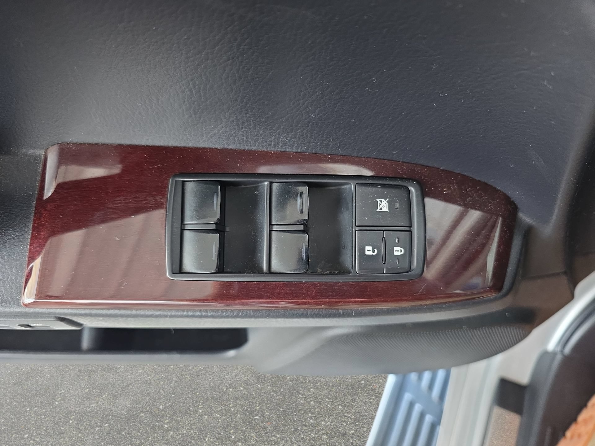 Used 2016 Lexus GX 460 w/ Premium Package AWD/4WD image 27