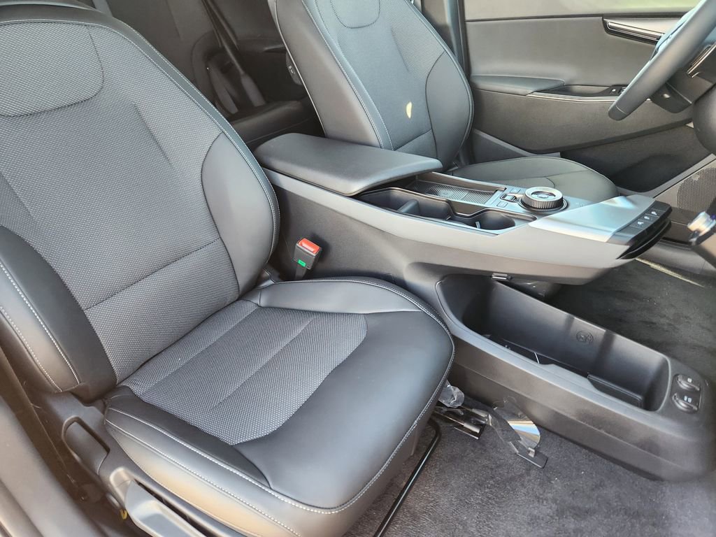 New 2025 Kia EV6 Light w/ Light LR Technology Package image 13