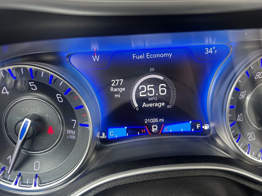 Certified 2023 Chrysler 300 Touring L w/ Popular Equipment Group image 19