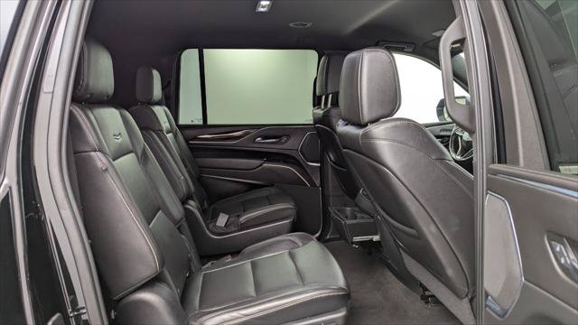 Used 2022 Cadillac Escalade ESV Luxury AWD/4WD image 21