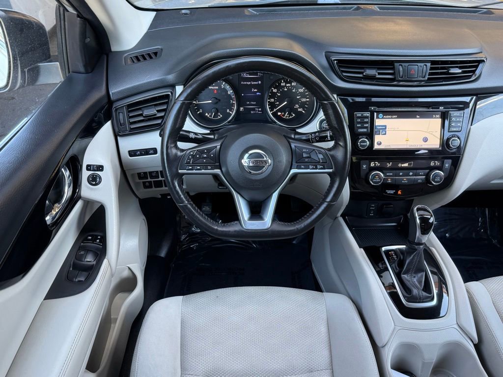 Used 2018 Nissan Rogue Sport SV w/ SV Technology Package FWD image 22