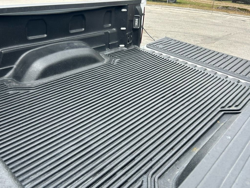 Used 2025 Chevrolet Silverado 2500 LT w/ Convenience Package image 41