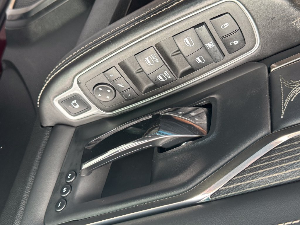 Used 2022 RAM 3500 Limited w/ Night Edition AWD/4WD image 31