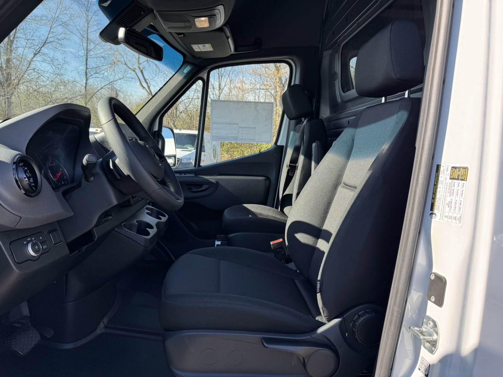 New 2025 Mercedes-Benz Sprinter 2500 image 11