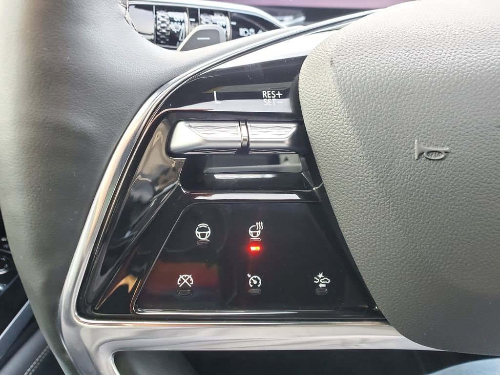 Certified 2025 Cadillac Escalade Sport image 25