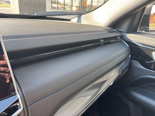 New 2026 Jeep Compass Latitude image 24