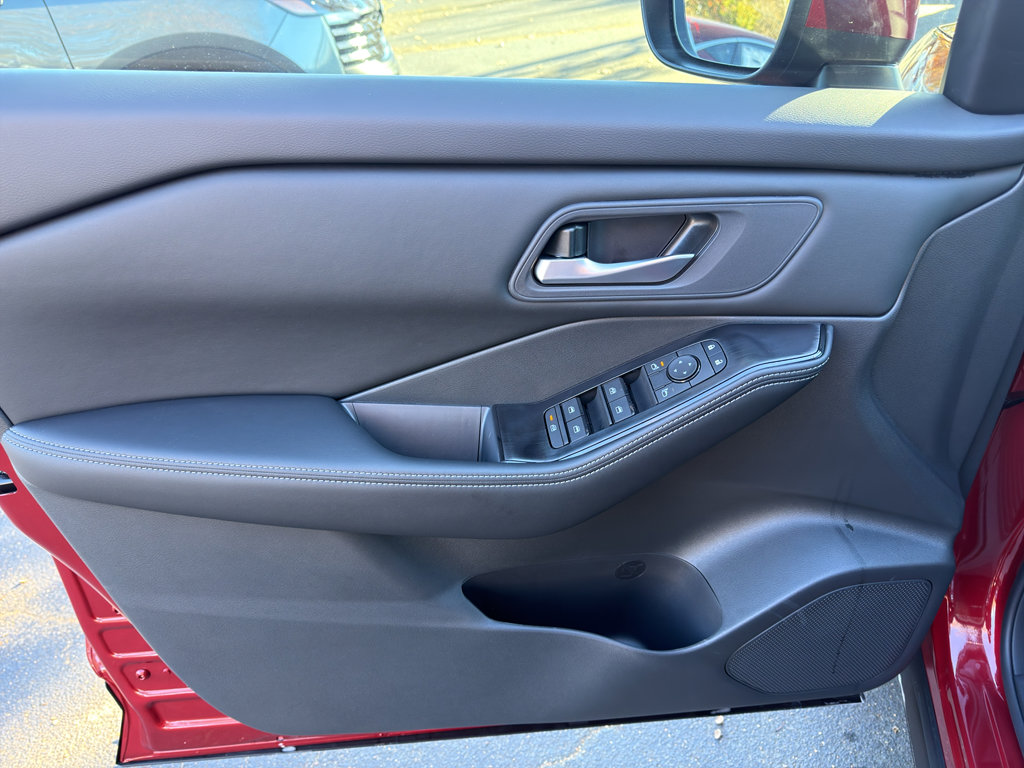 New 2026 Nissan Rogue SV w/ Cold Weather Package image 15