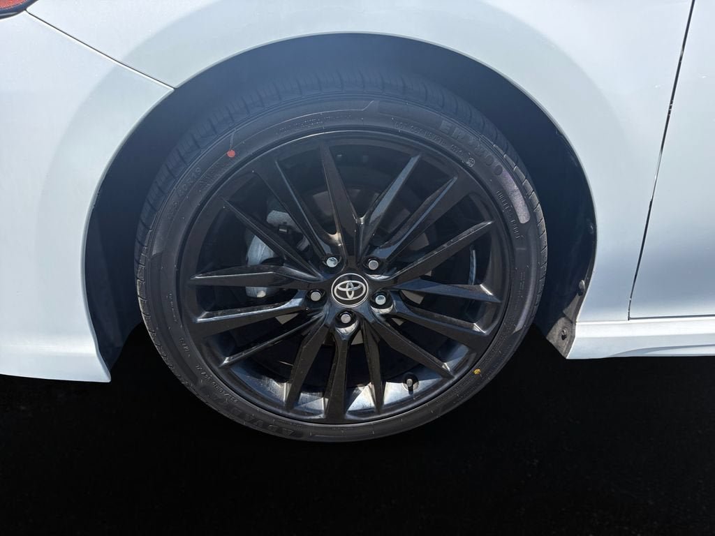 Used 2022 Toyota Camry XSE w/ Carpet Mat Package (TMS) FWD image 9