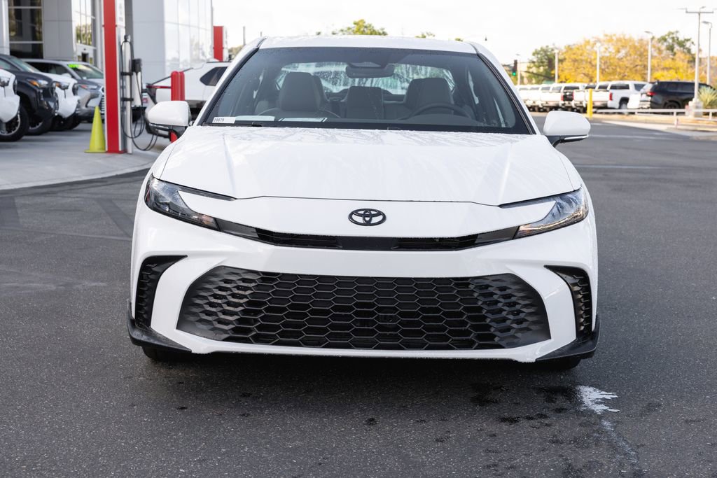 Used 2026 Toyota Camry SE w/ Convenience Package FWD image 2