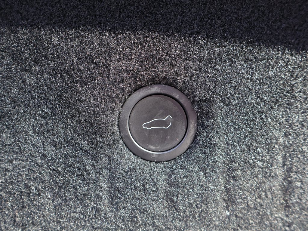 Used 2023 Tesla Model S Plaid image 24