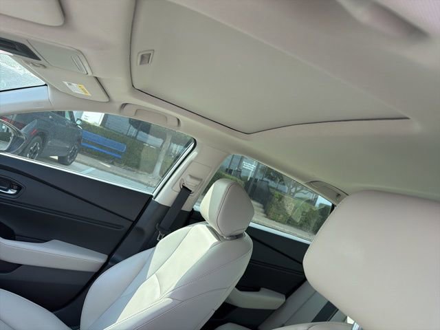 Used 2024 Honda Accord Touring image 11