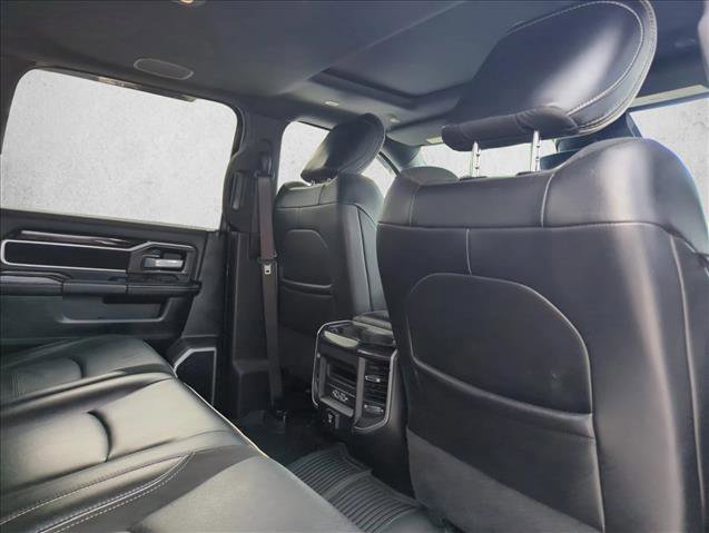 Used 2020 RAM 3500 Laramie w/ Night Edition image 21