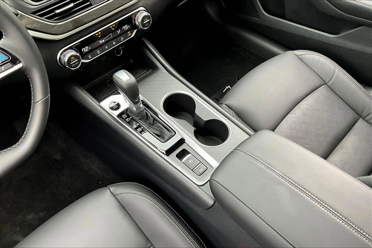 New 2026 Nissan Altima 2.5 SV FWD image 12