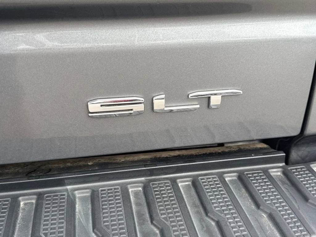 Used 2022 GMC Sierra 1500 SLT image 5