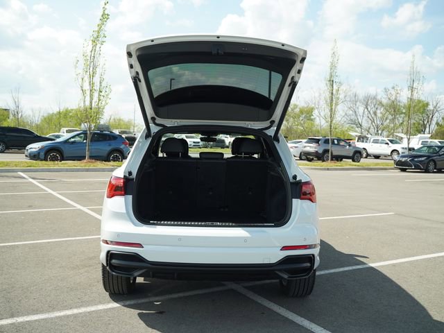 Used 2021 Audi Q3 2.0T Premium w/ Convenience Package image 18