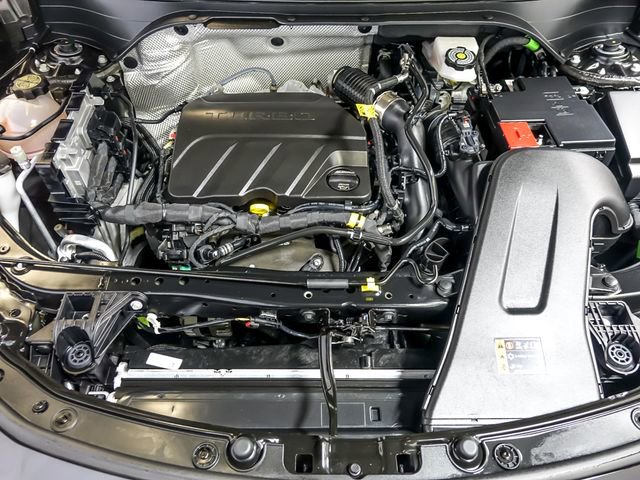 Certified 2025 Buick Envista Sport Touring w/ Convenience I Package FWD image 33