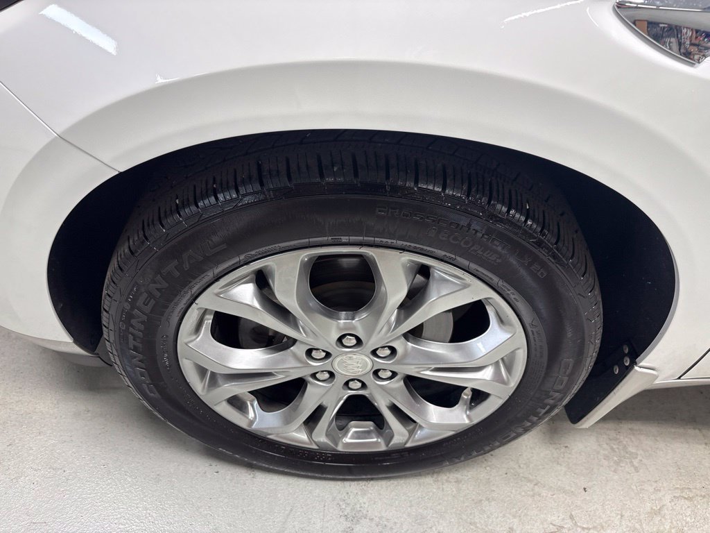 Used 2018 Buick Enclave Avenir w/ Avenir Technology Package AWD/4WD image 28