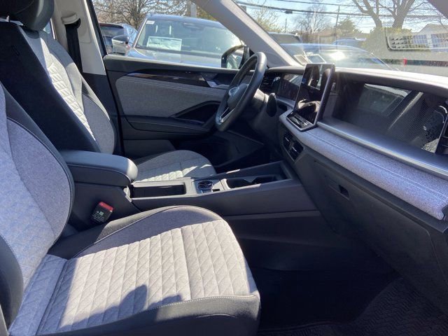 Used 2025 Volkswagen Tiguan S AWD/4WD image 27