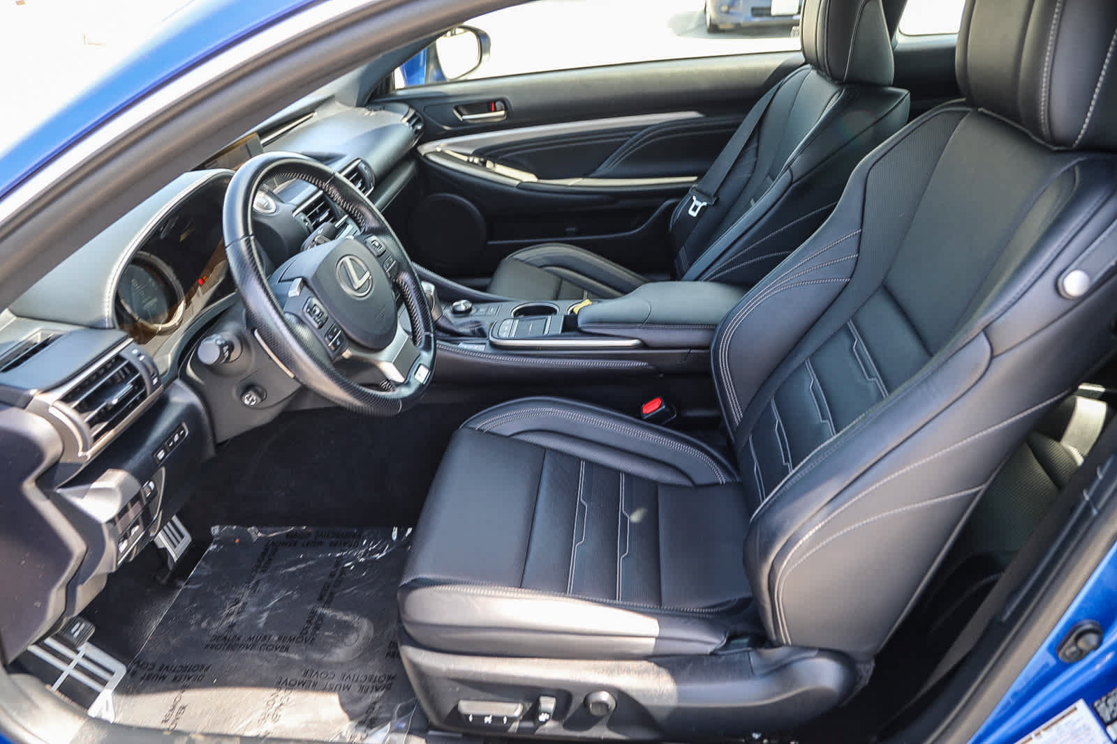 Used 2016 Lexus RC 200t RWD image 18