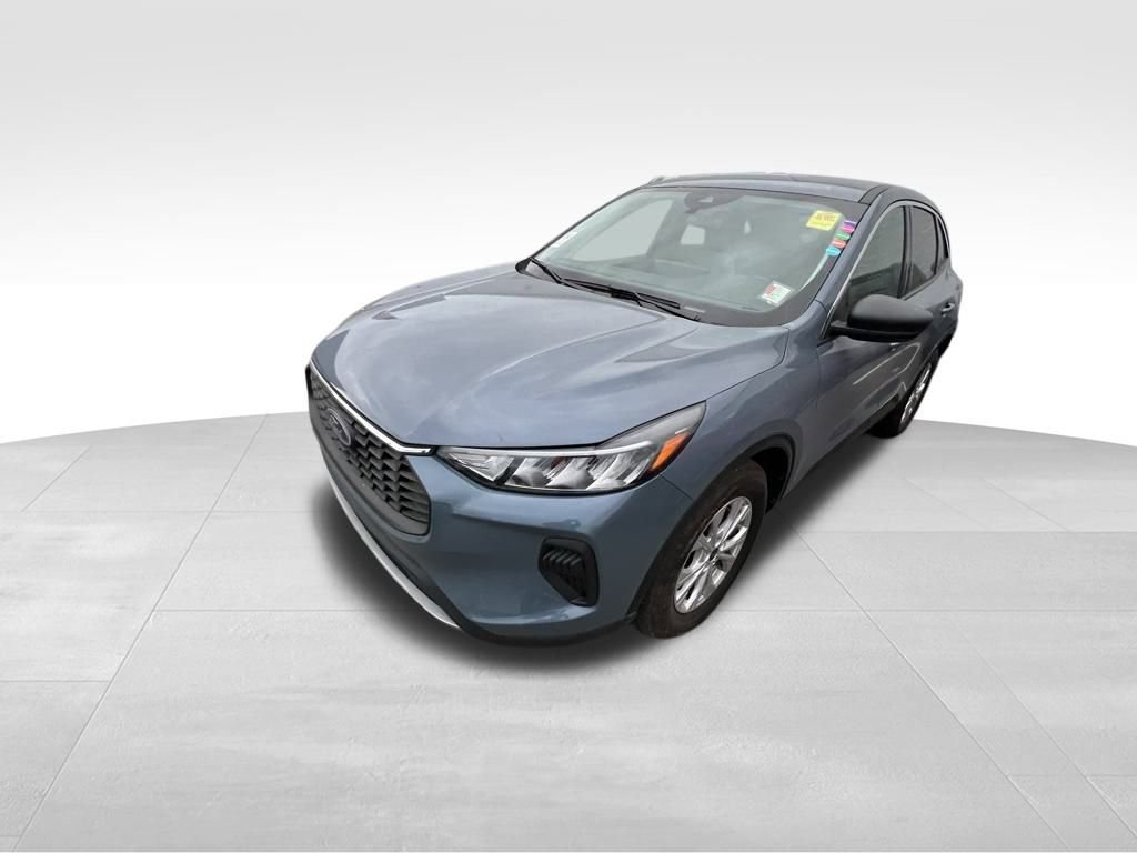 Used 2023 Ford Escape Active w/ Tech Pack #1 image 4