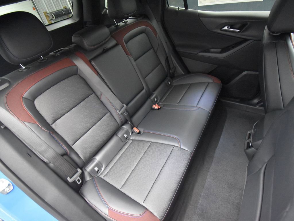 New 2026 Chevrolet Equinox RS w/ Safety and Technology Package image 11