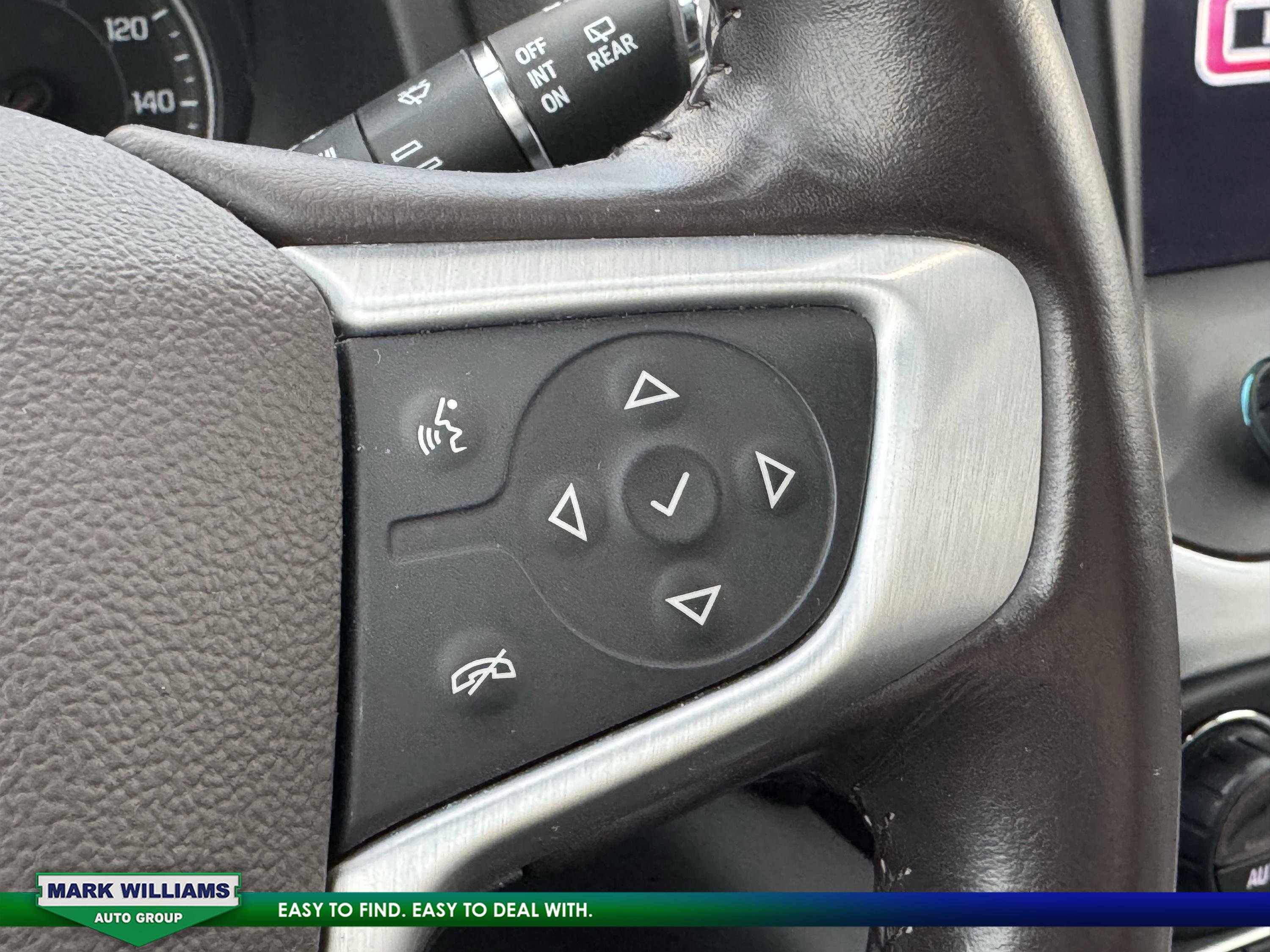 Used 2021 GMC Acadia SLT w/ LPO, Floor Liner Package image 12