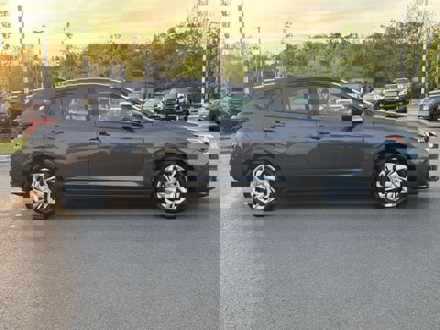 Certified 2025 Subaru Impreza 2.0i image 2