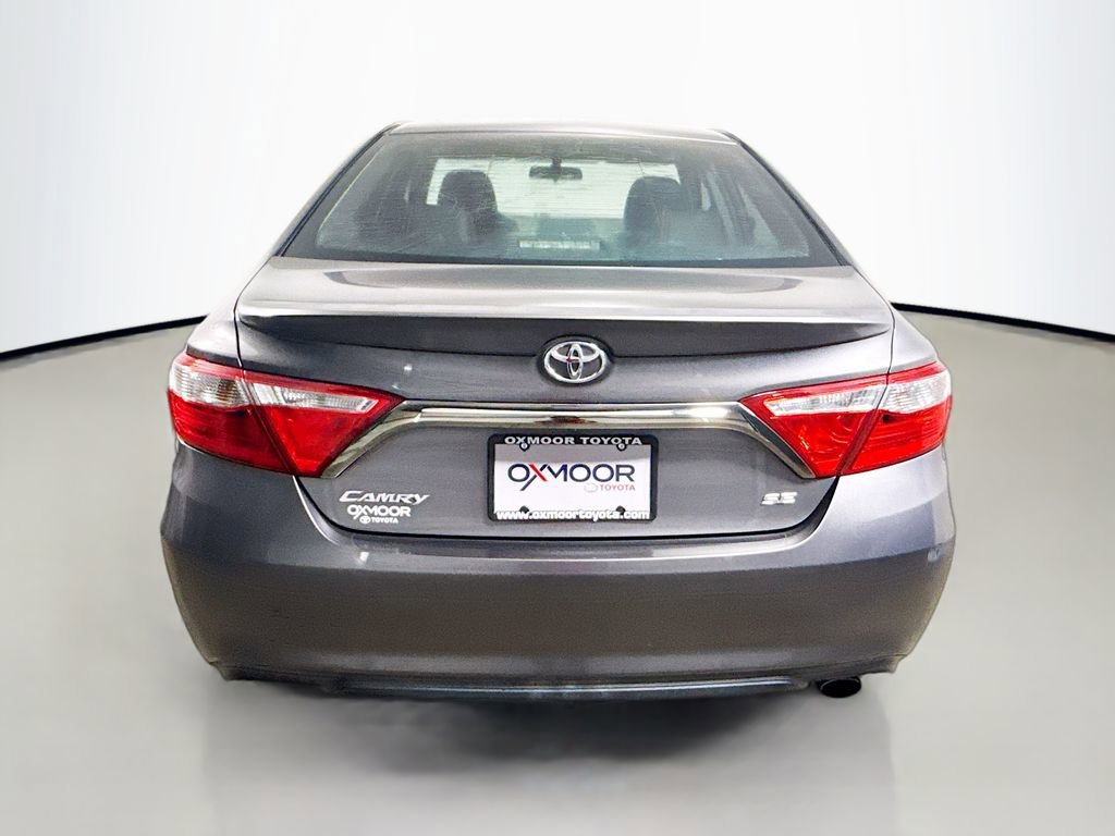 Used 2015 Toyota Camry SE FWD image 6