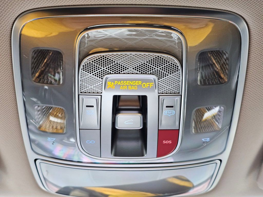 New 2026 Genesis GV70 2.5T Advanced image 18