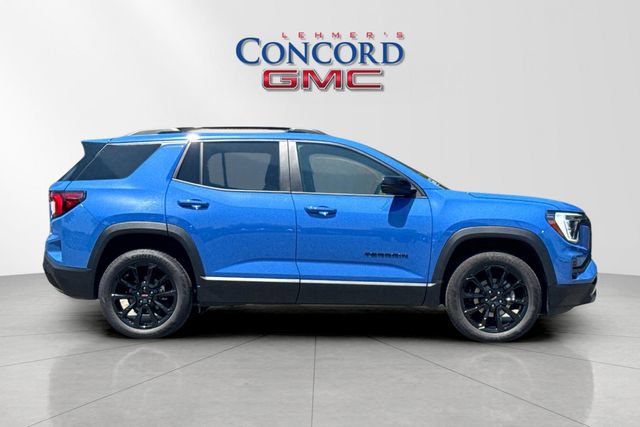 Used 2026 GMC Terrain Elevation w/ Black Edition FWD image 3