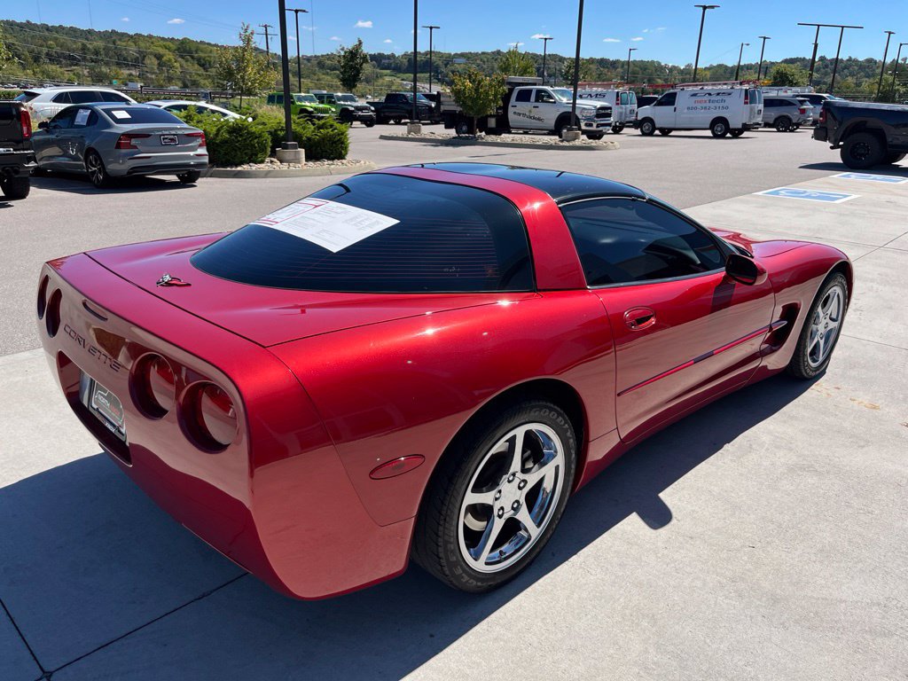 Used 1997 Chevrolet Corvette Coupe RWD image 20