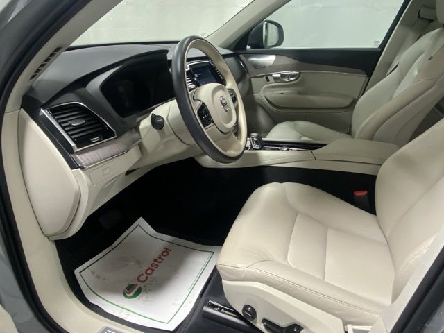 Used 2024 Volvo XC90 B6 Plus w/ Protection Package image 9
