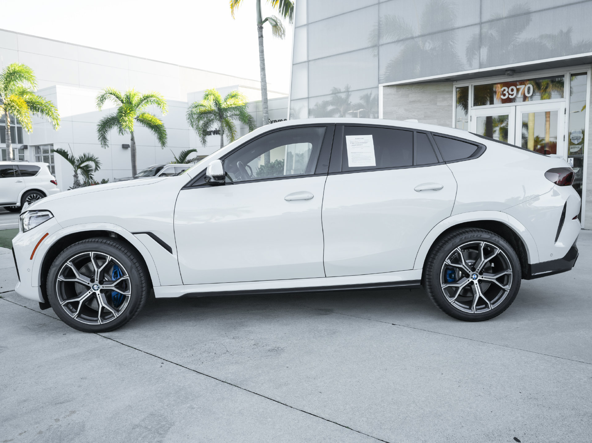 Used 2023 BMW X6 M50i w/ Executive Package AWD/4WD image 38