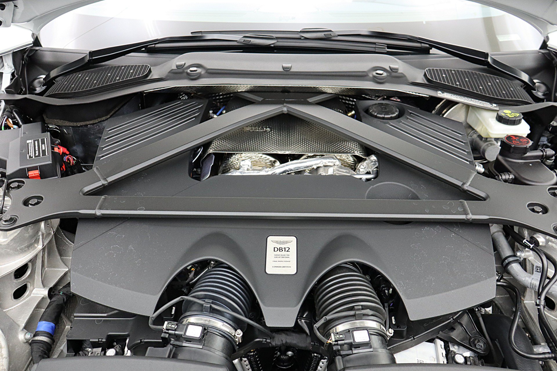 Used 2026 Aston Martin DB12 Convertible RWD image 34
