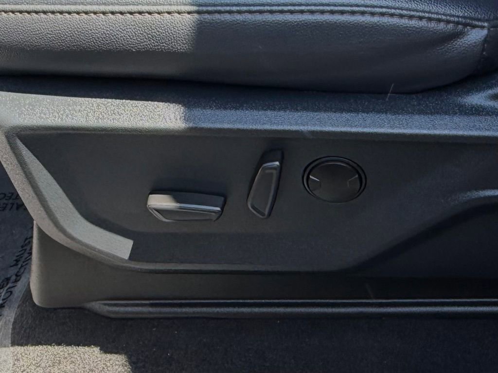 Certified 2025 Ford F150 Lariat AWD/4WD image 18