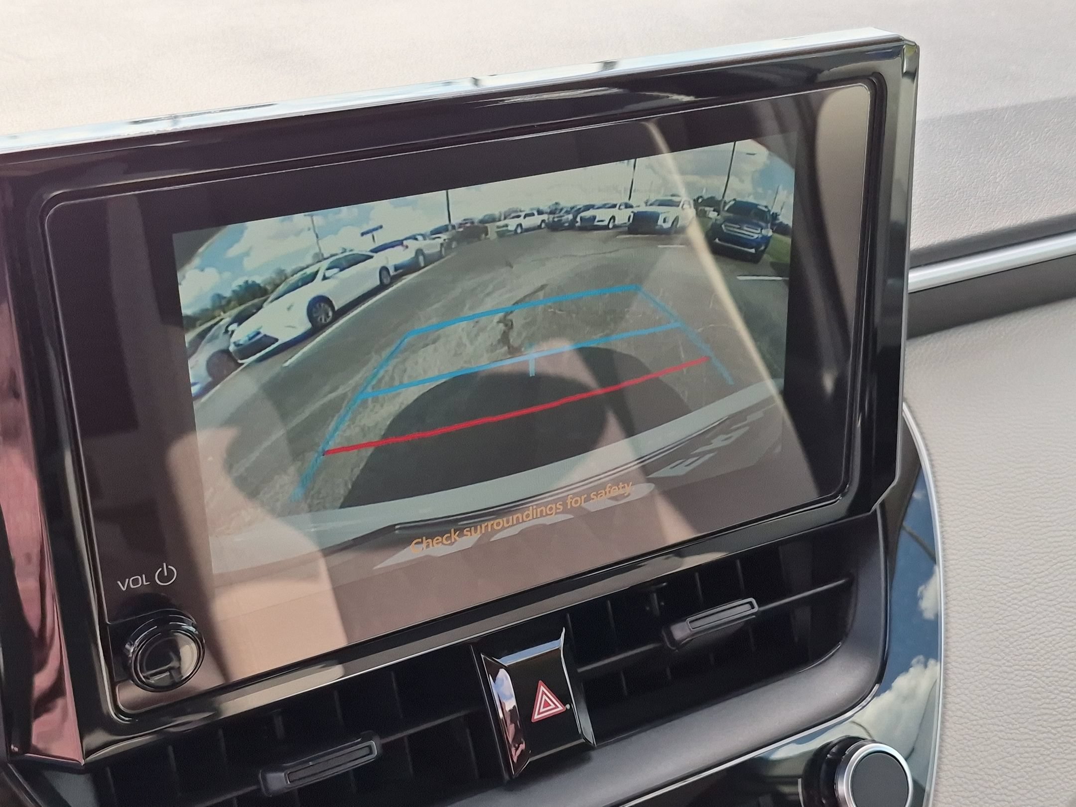 Used 2025 Toyota Corolla LE FWD image 22