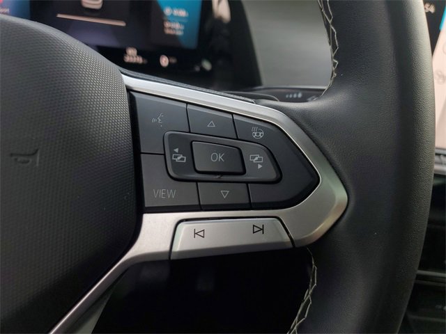 Certified 2024 Volkswagen Atlas Cross Sport SE w/ Panoramic Sunroof Package image 28