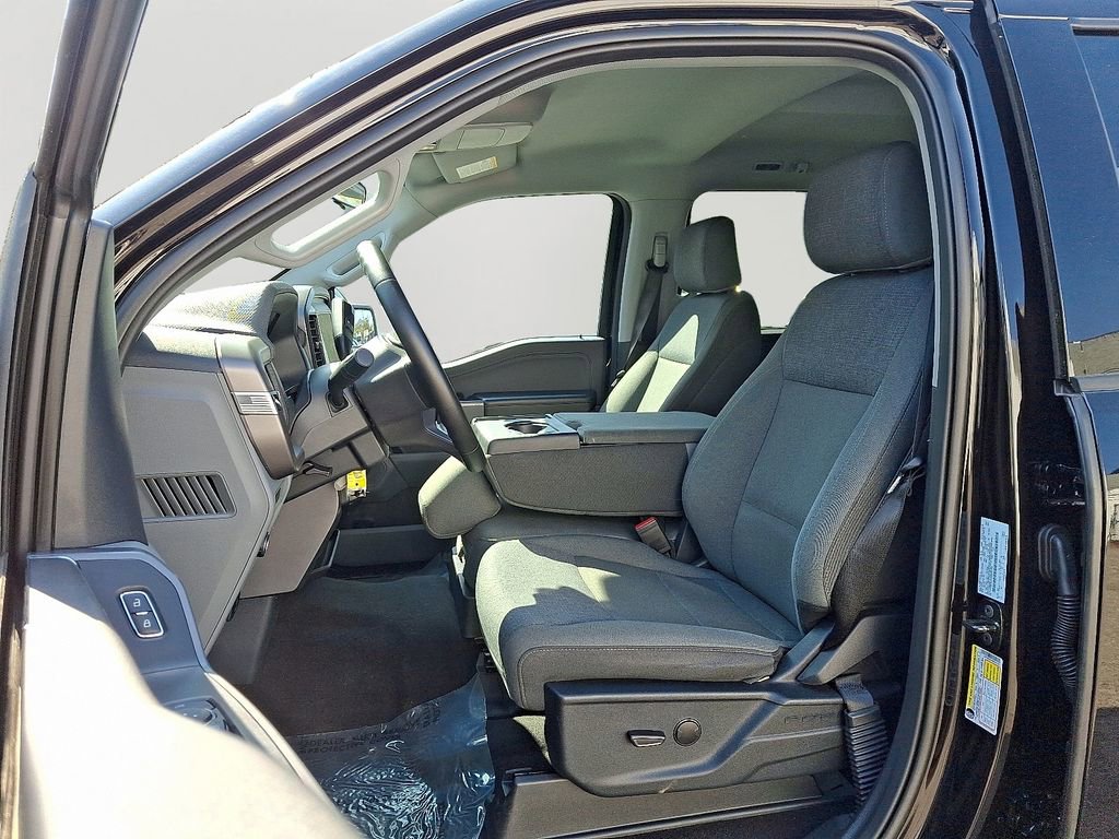 Used 2025 Ford F150 XLT w/ Equipment Group 301A Standard image 14