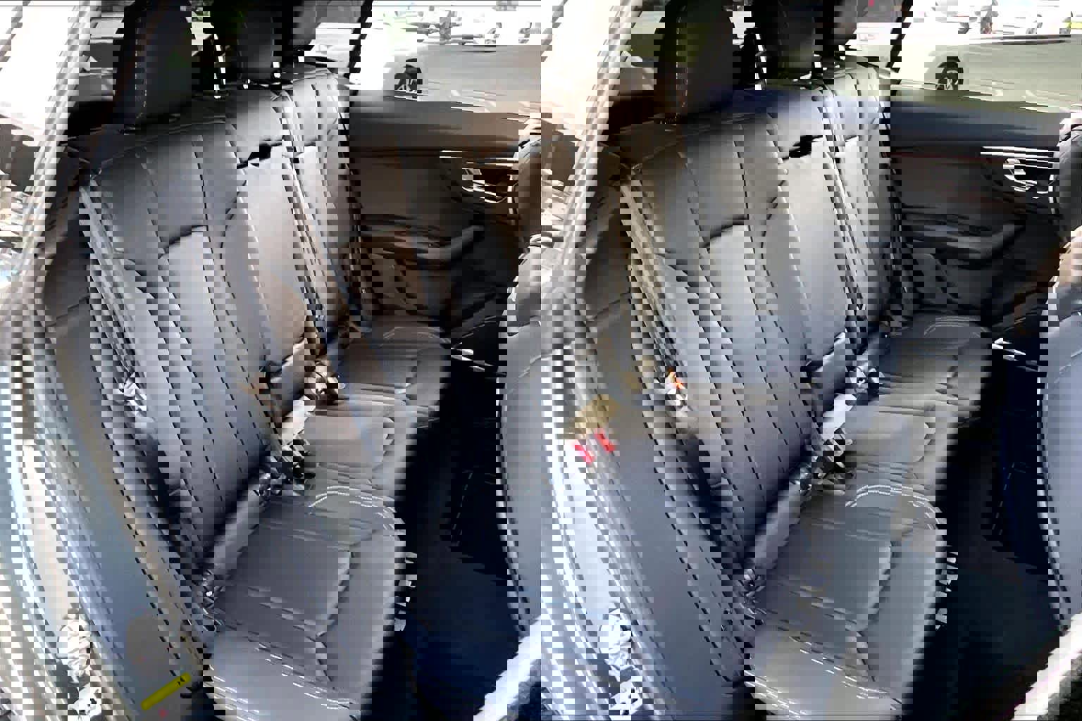 Used 2022 Audi Q8 Premium Plus w/ Premium Plus Package image 19