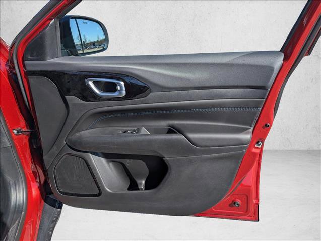 New 2026 Jeep Compass Latitude image 25