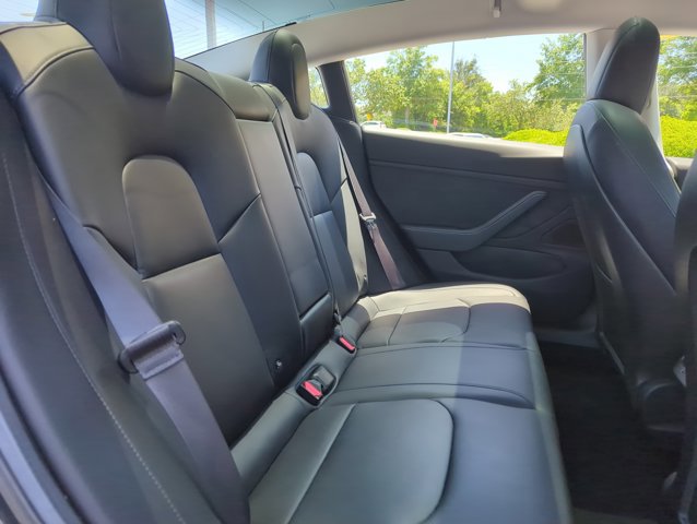 Used 2018 Tesla Model 3 Long Range RWD image 24