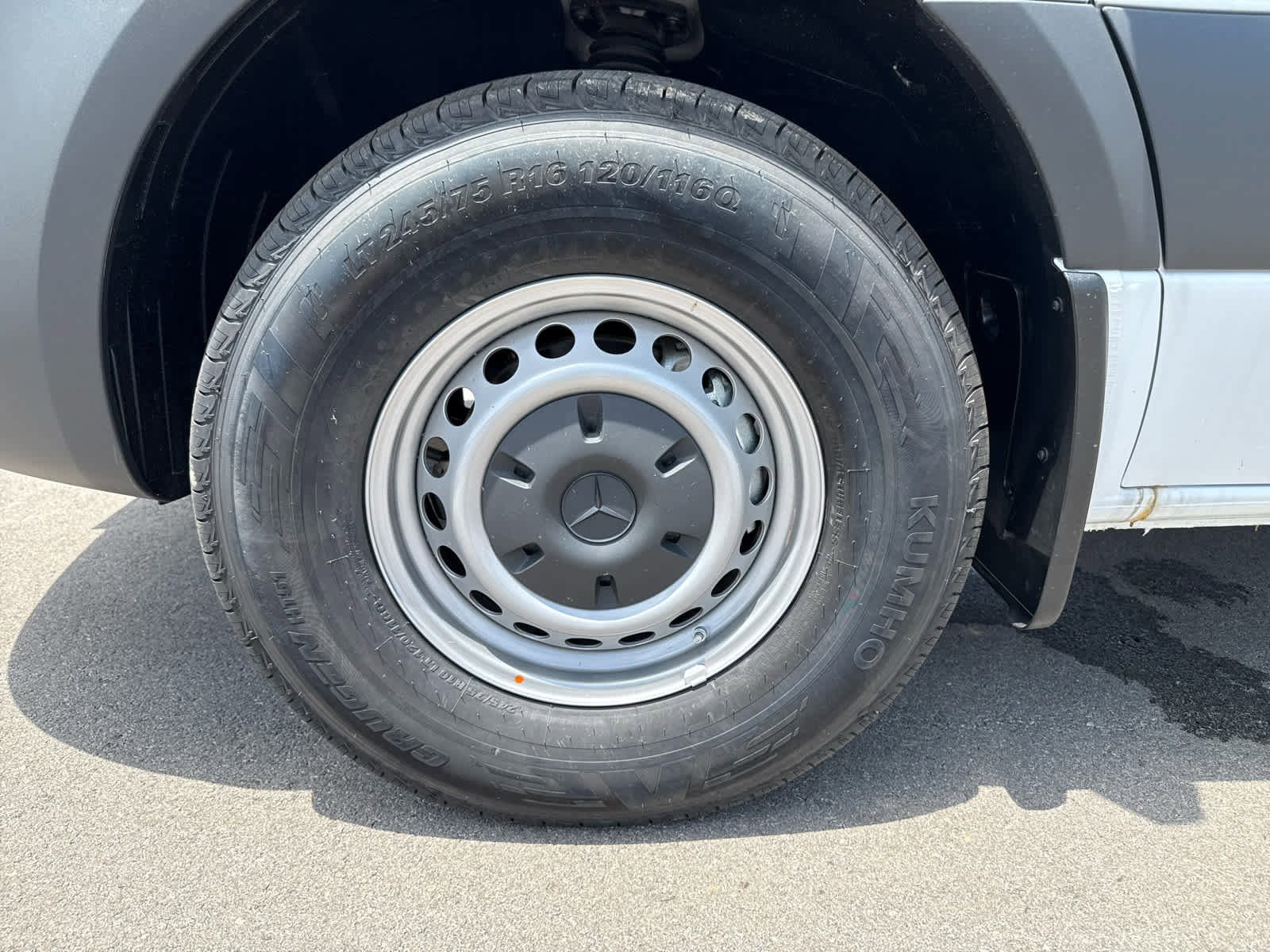 New 2025 Mercedes-Benz Sprinter 2500 image 10