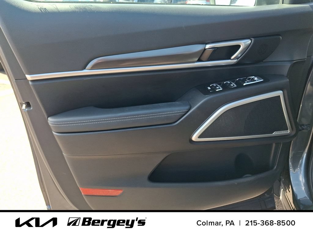 Certified 2023 Kia Telluride S AWD/4WD image 17