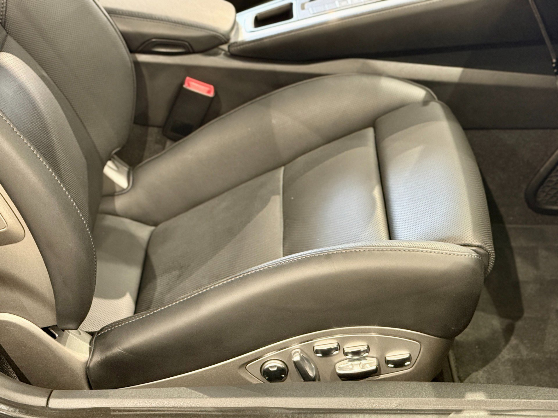 Used 2025 Porsche 718 Cayman S image 57