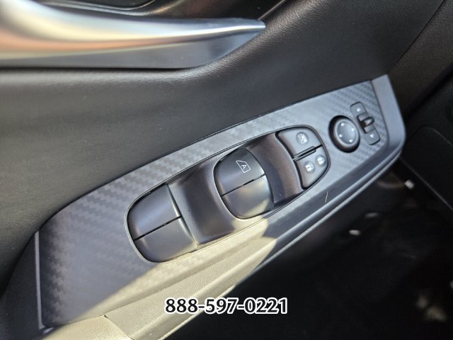 Used 2024 Nissan Sentra SV FWD image 33