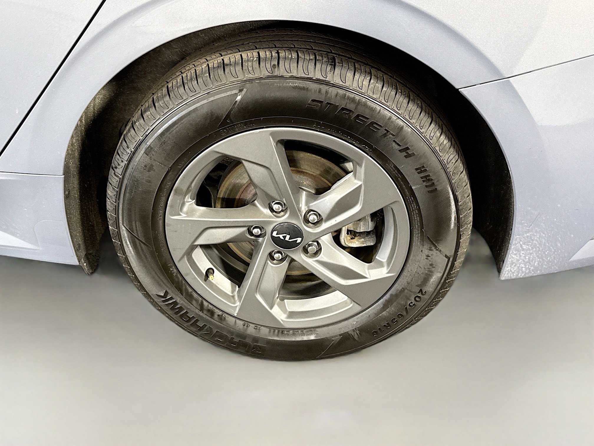 Used 2022 Kia K5 LX image 36