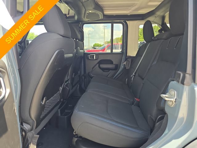 Used 2024 Jeep Wrangler Unlimited Rubicon 4xe AWD/4WD image 13